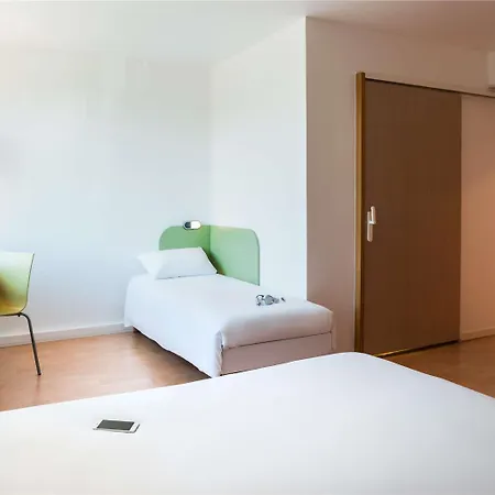 Hotel Ibis Budget Centre - Gare Part Dieu Lyon